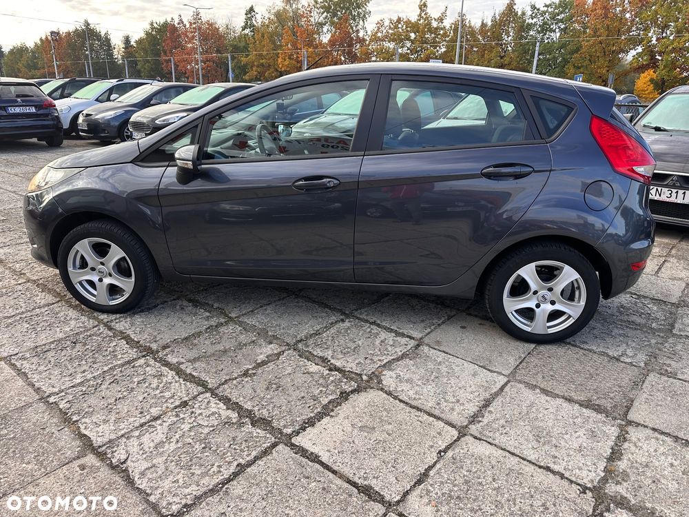Ford Fiesta - 21