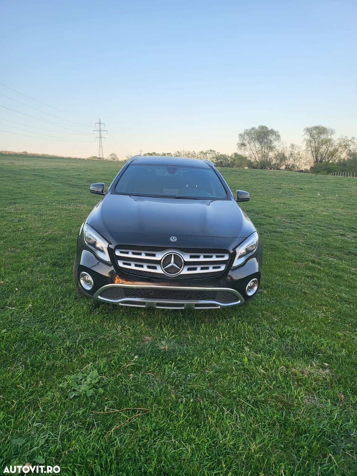 Mercedes-Benz GLA 250 4Matic 7G-DCT - 2