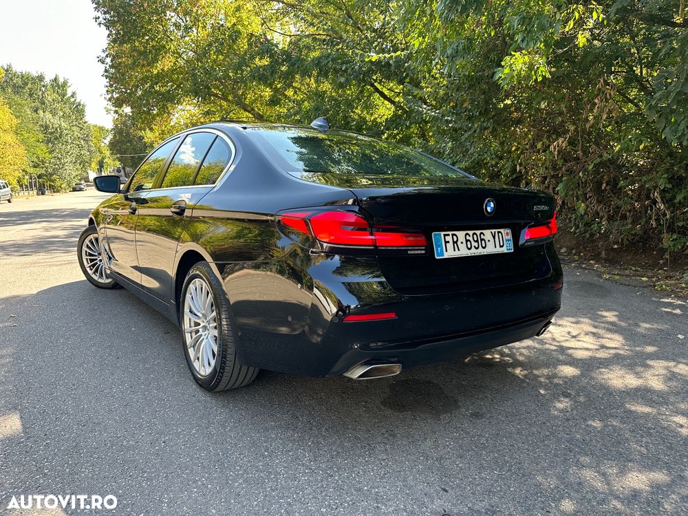 BMW Seria 5 530e Aut. Luxury Line - 10