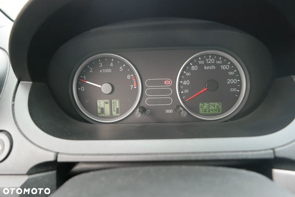 Ford Fiesta 1.4 Ambiente - 29