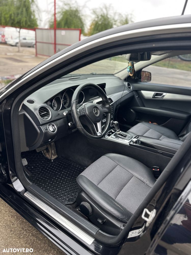 Mercedes-Benz C 220 d 4MATIC Aut. - 6