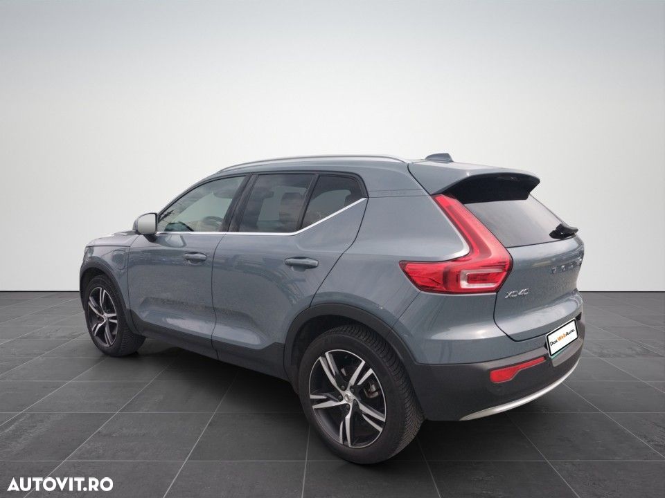 Volvo XC 40 - 4