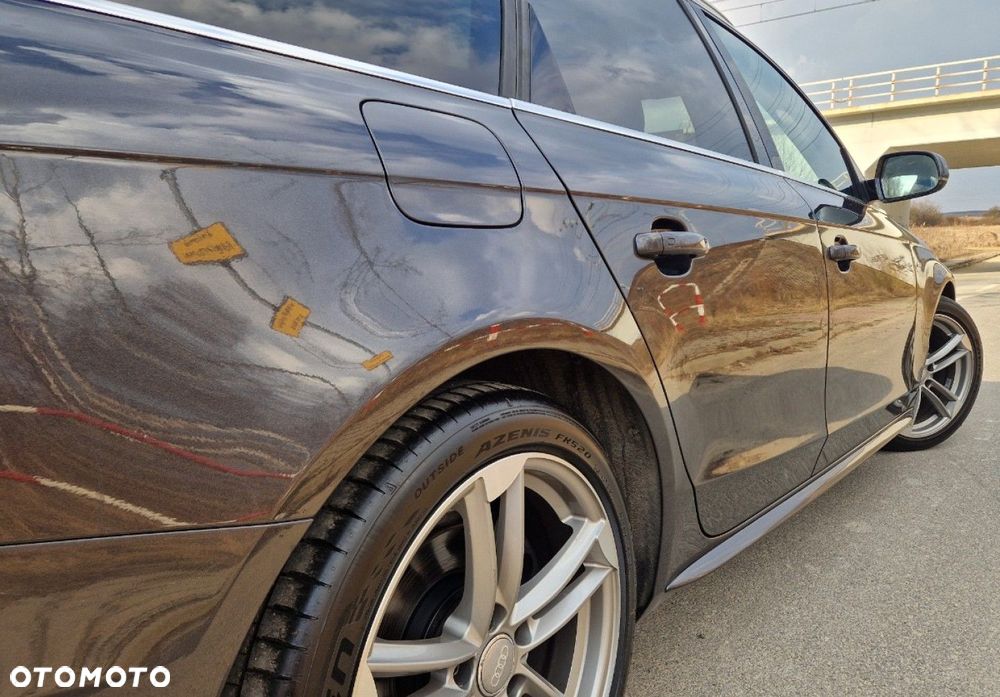 Audi A4 Avant 2.0 TDI DPF quattro S line Sportpaket - 14