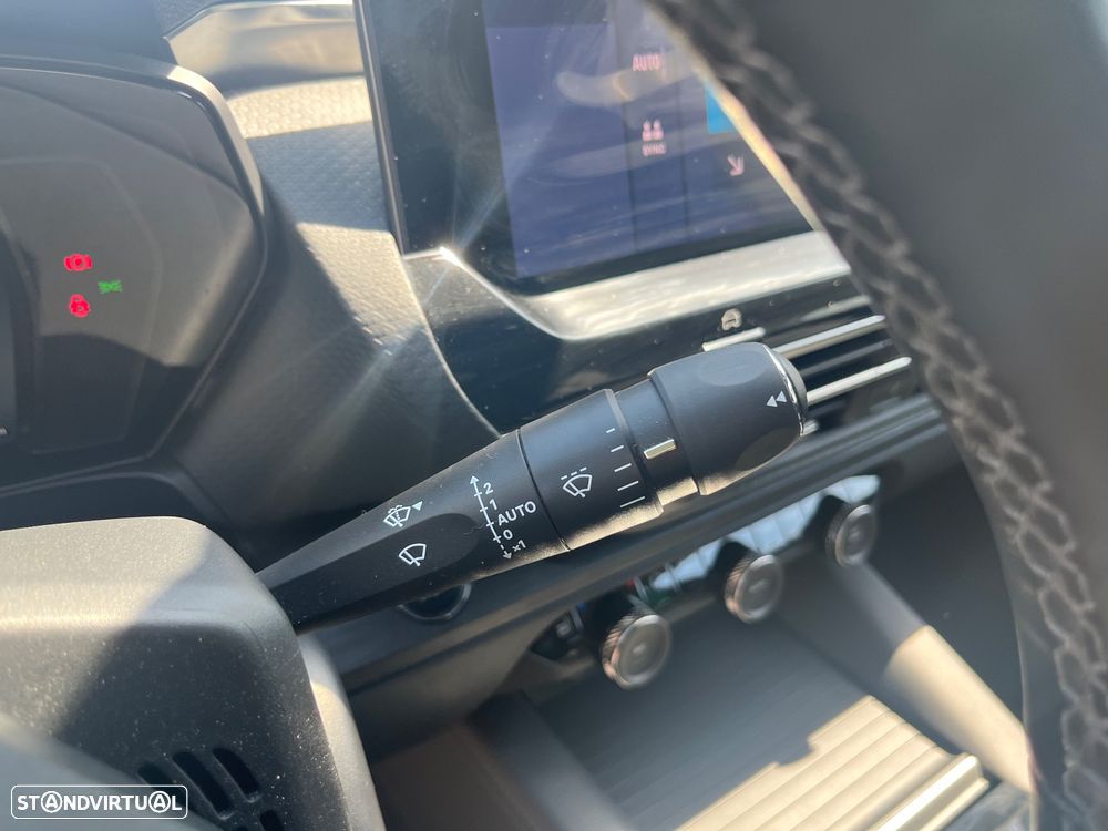 Citroën C5 X 1.2 PureTech Shine EAT8 - 31