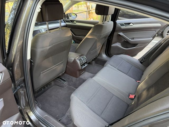 Volkswagen Passat 1.4 TSI BMT ACT Comfortline - 10