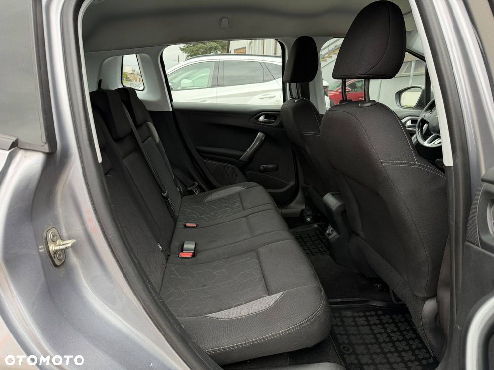 Peugeot 2008 1.2 PureTech Active S&S - 31