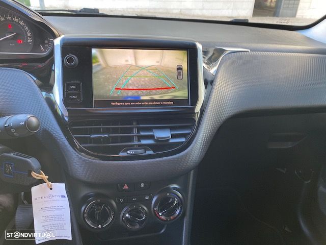 Peugeot 2008 1.6 BlueHDi Style - 10