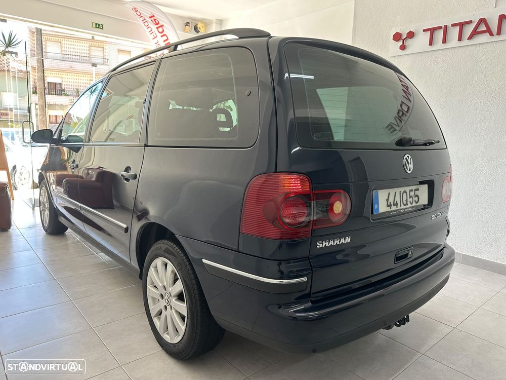 VW Sharan 2.0 TDI Confortline - 4