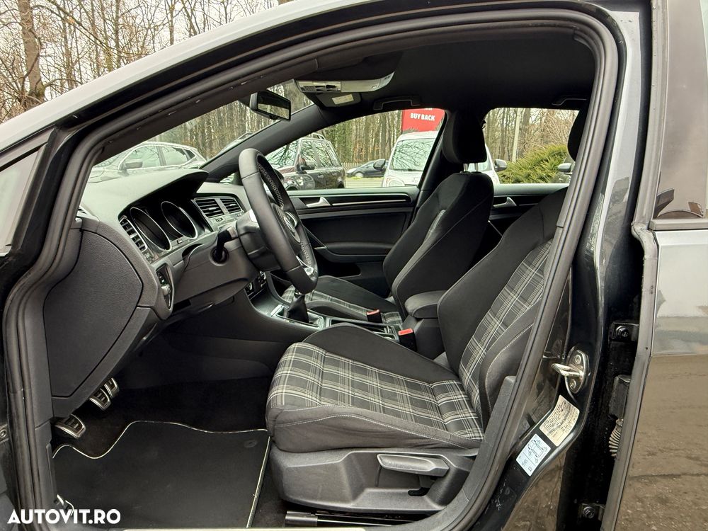 Volkswagen Golf GTD BlueMotion Technology - 10