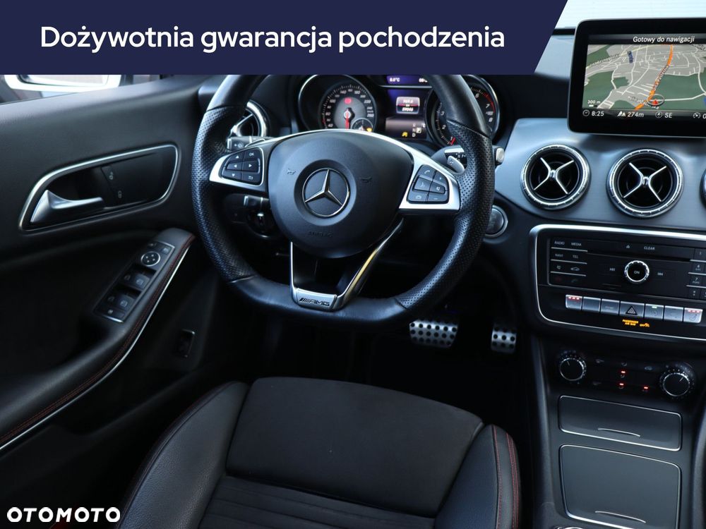 Mercedes-Benz CLA - 9