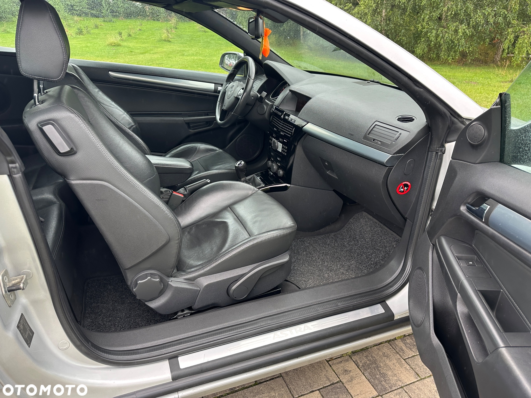 Opel Astra III GTC 1.8 Limited - 8