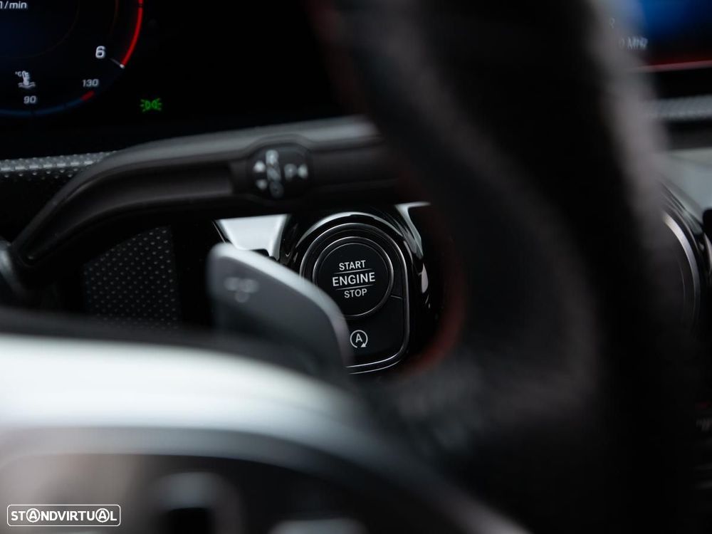 Mercedes-Benz CLA 180 d Shooting Brake AMG Line Aut. - 21