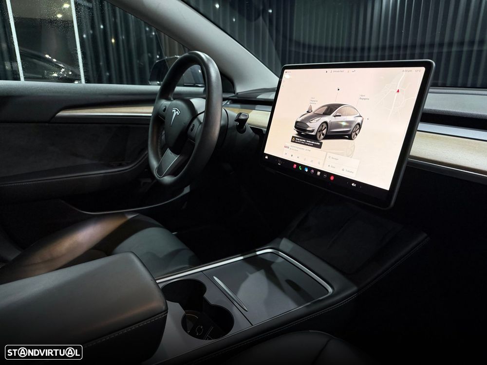 Tesla Model 3 Standard Range Plus RWD - 29