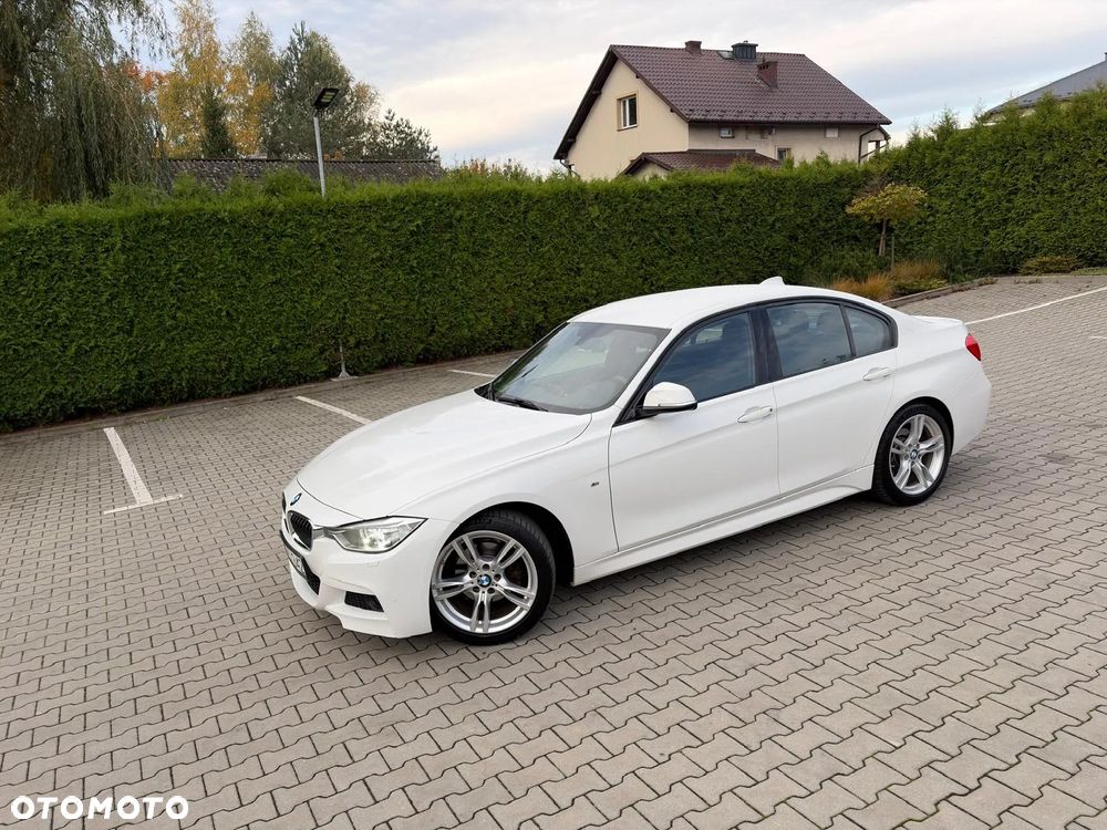 BMW Seria 3 - 36