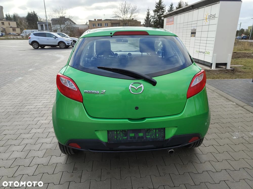 Mazda 2 - 7