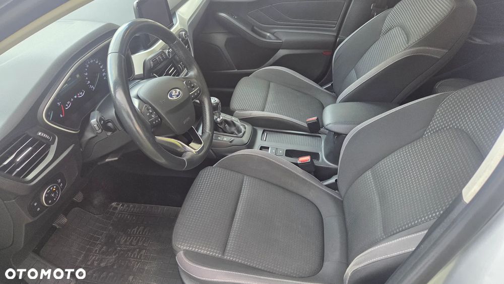 Ford Focus - 9