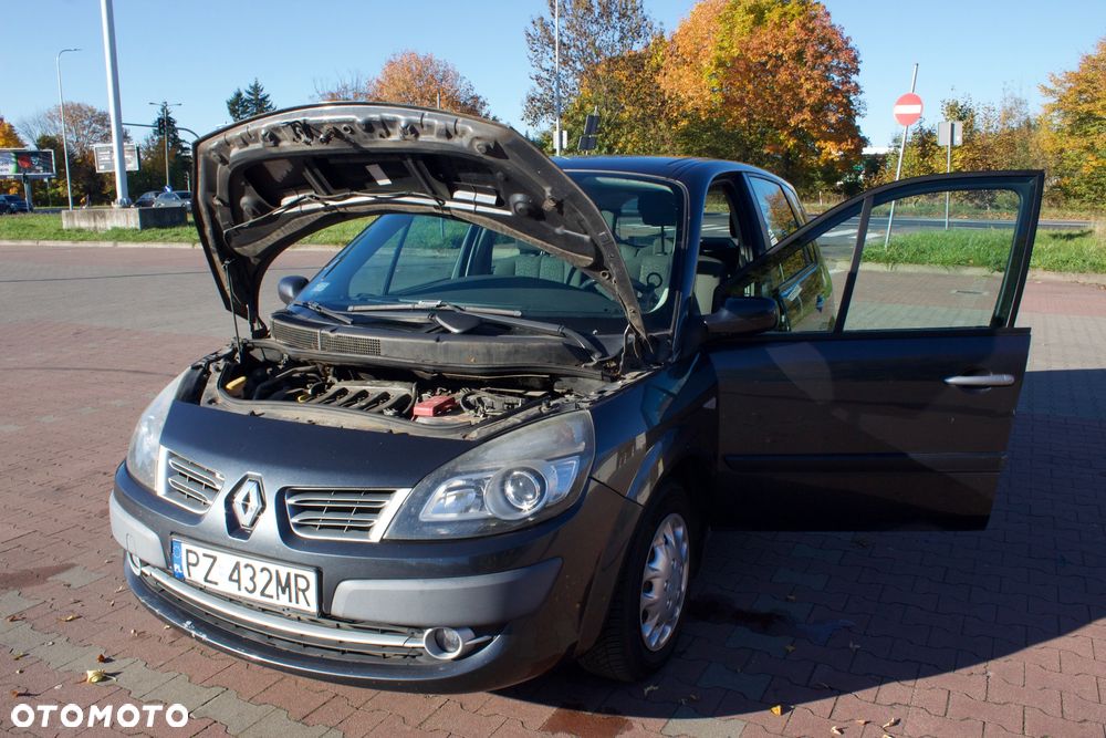 Renault Scenic 1.6 16V Alize - 12