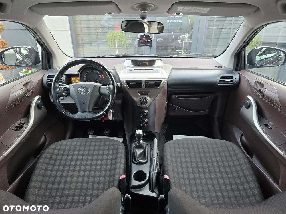 Toyota iQ 1.0 - 20