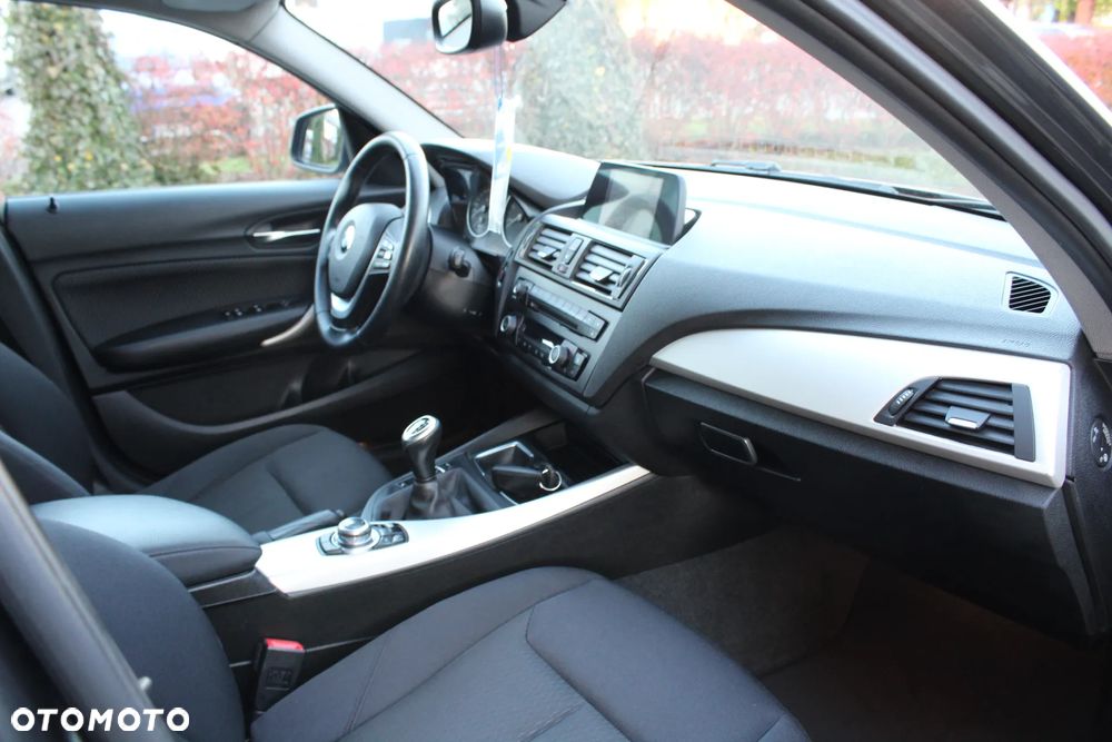 BMW Seria 1 116d Sport Line - 15