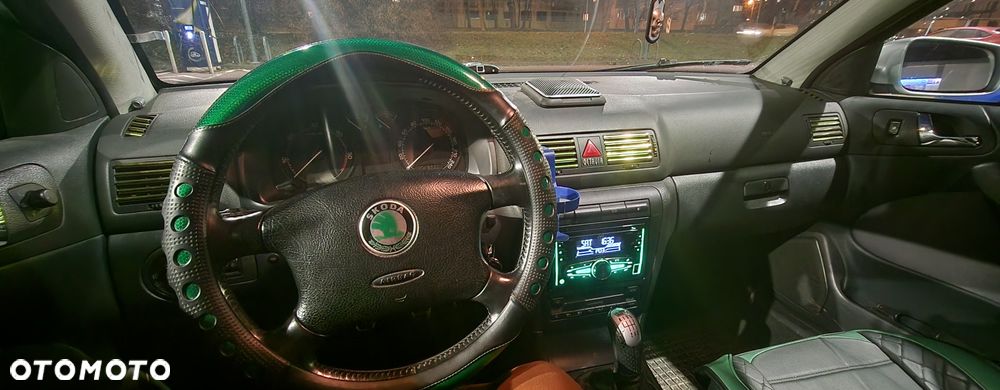 Skoda Octavia 1.9 TDI Tour - 6