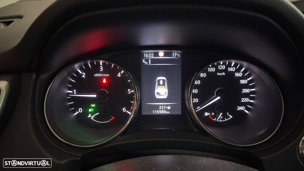 Nissan Qashqai 1.6 dCi Tekna Premium Pele - 16