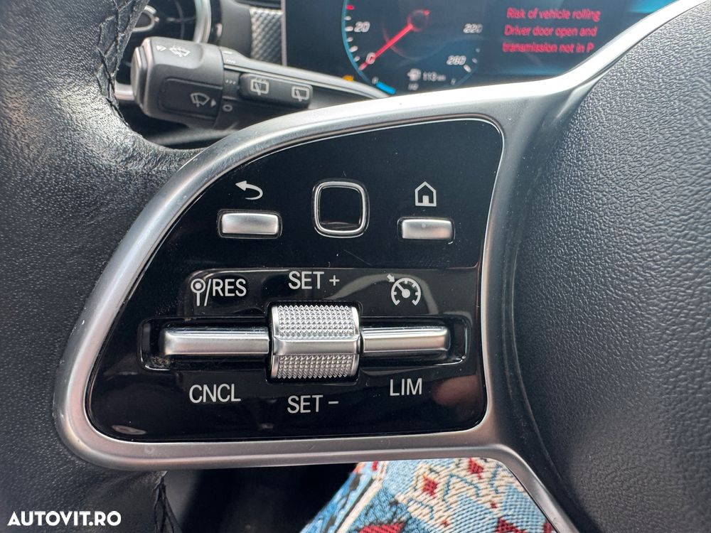 Mercedes-Benz A 180 d 7G-DCT - 8