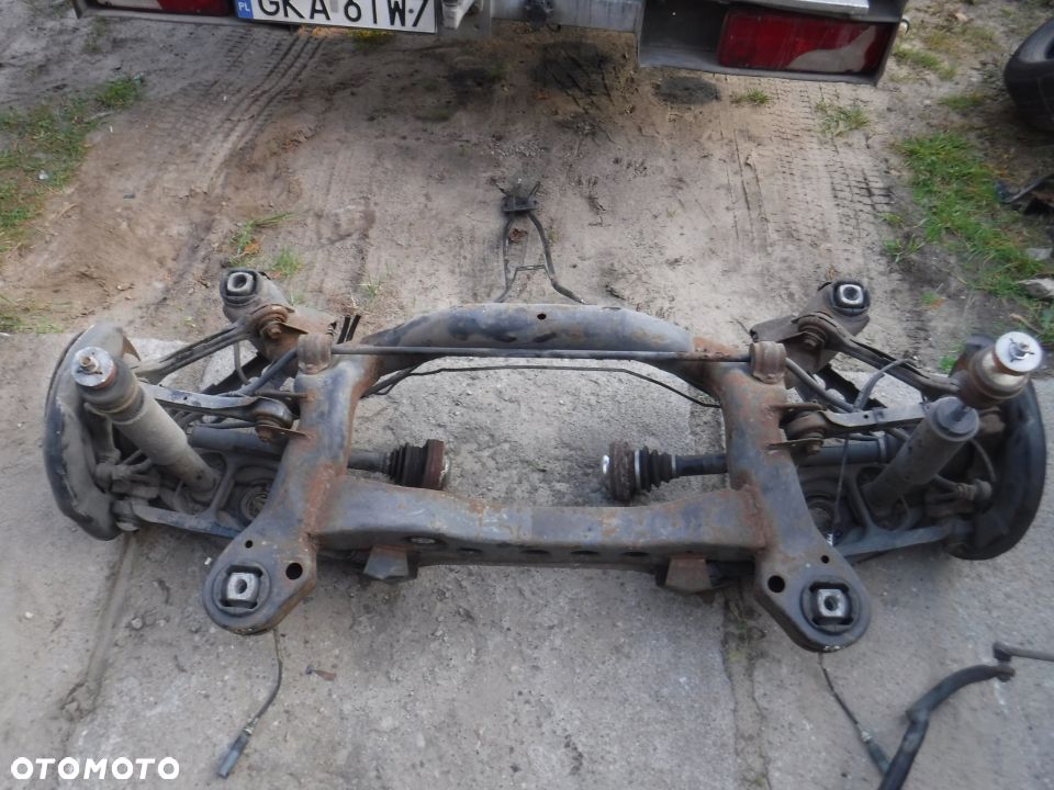Bmw E93 335 3.0 zawieszenie tyl zwrotnice polos
