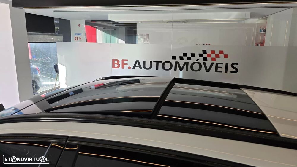 Mercedes-Benz C 350 e T 7G-TRONIC AMG Line - 27