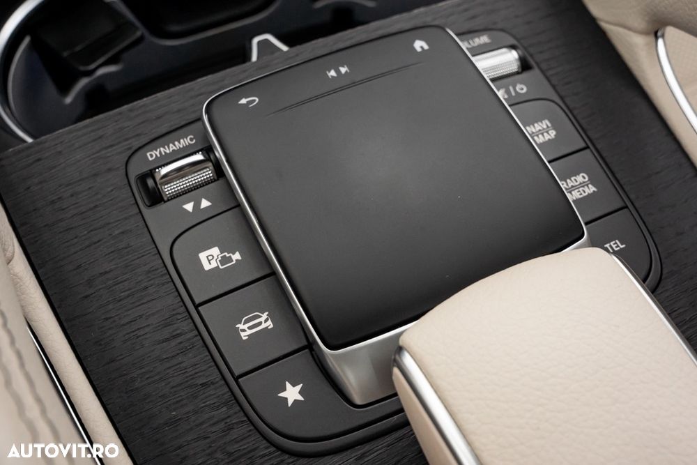 Mercedes-Benz GLE Coupe 350 e 4Matic 9G-TRONIC AMG Line - 36