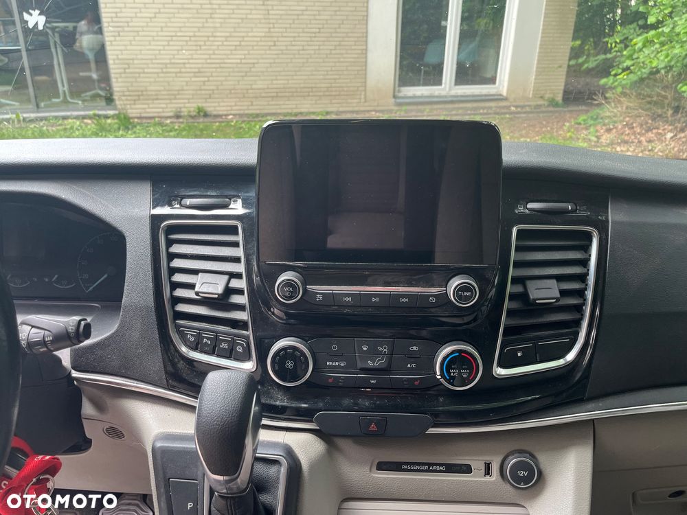 Ford Tourneo Custom 1.0 PHEV L1 Titanium - 11