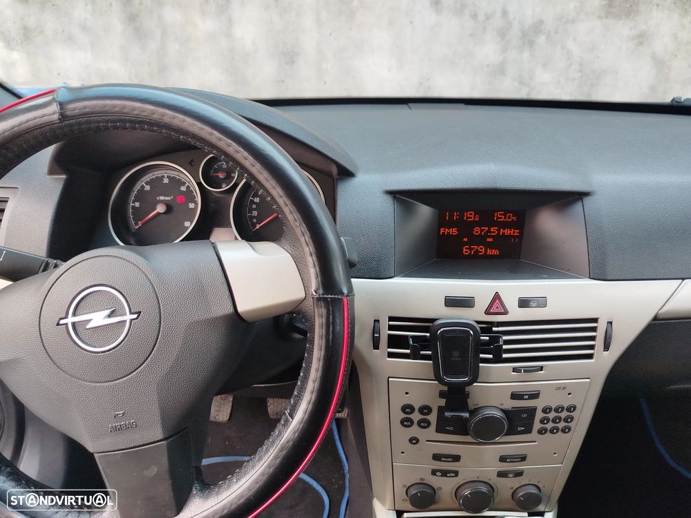 Opel Astra - 4
