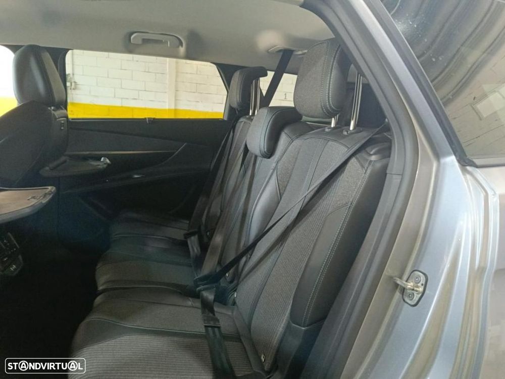 Peugeot 5008 1.5 BlueHDi Allure Pack EAT8 - 3