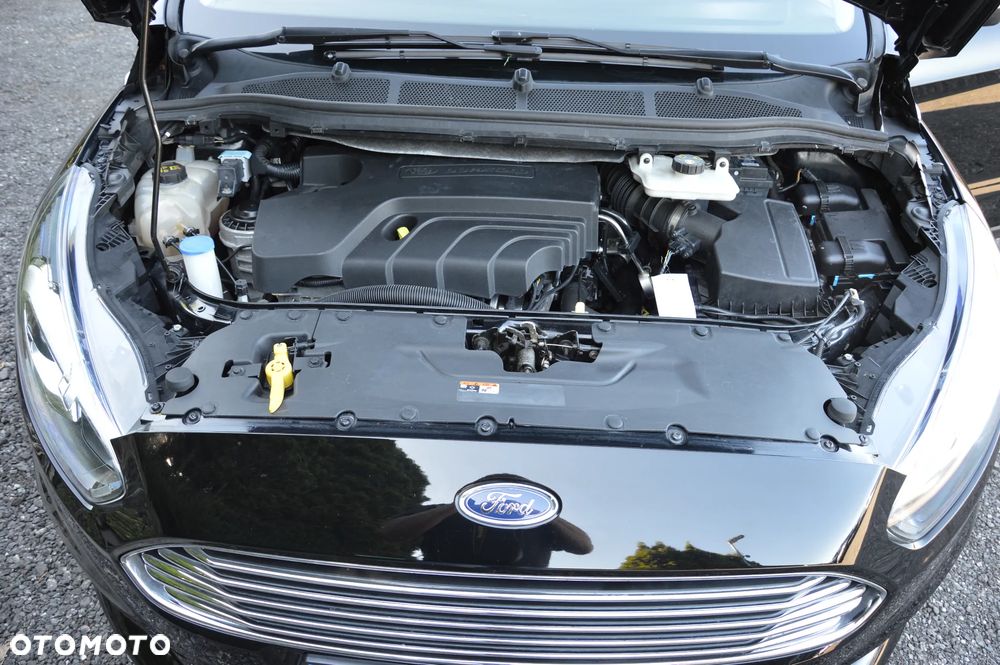 Ford S-Max - 38