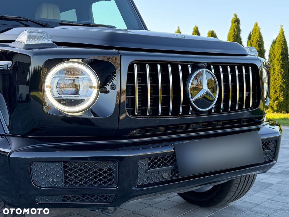 Mercedes-Benz Klasa G 400 d Stronger Than Time Edition - 3