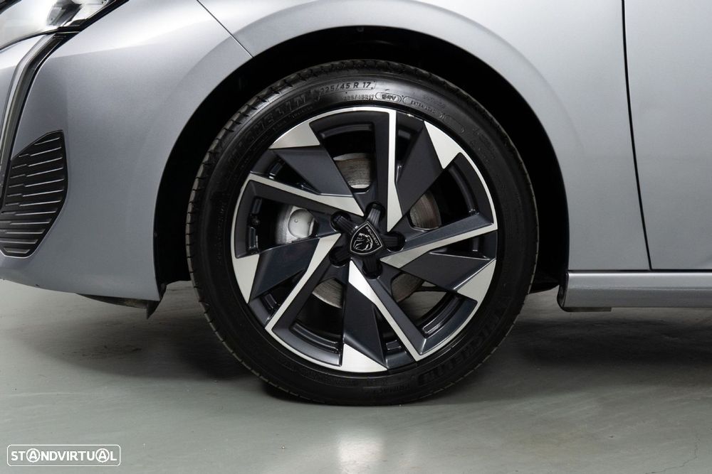 Peugeot 308 1.2 PureTech Allure Pack - 18