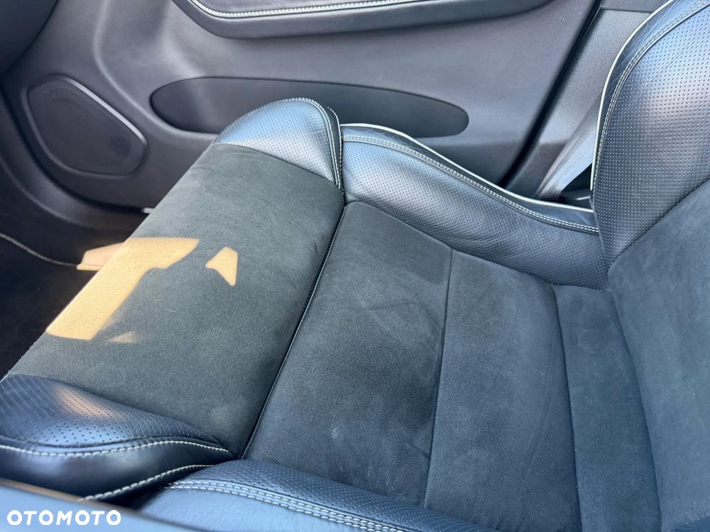 Volvo XC 60 D4 AWD R-Design - 9