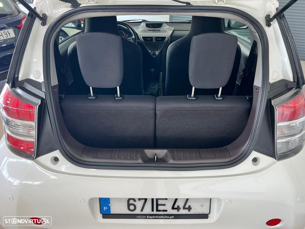 Toyota iQ 1.0 VVT-i 2 MultiDrive - 13