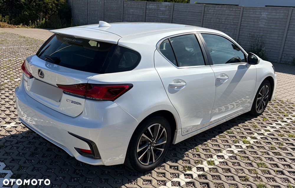 Lexus CT 200h Elegance - 4
