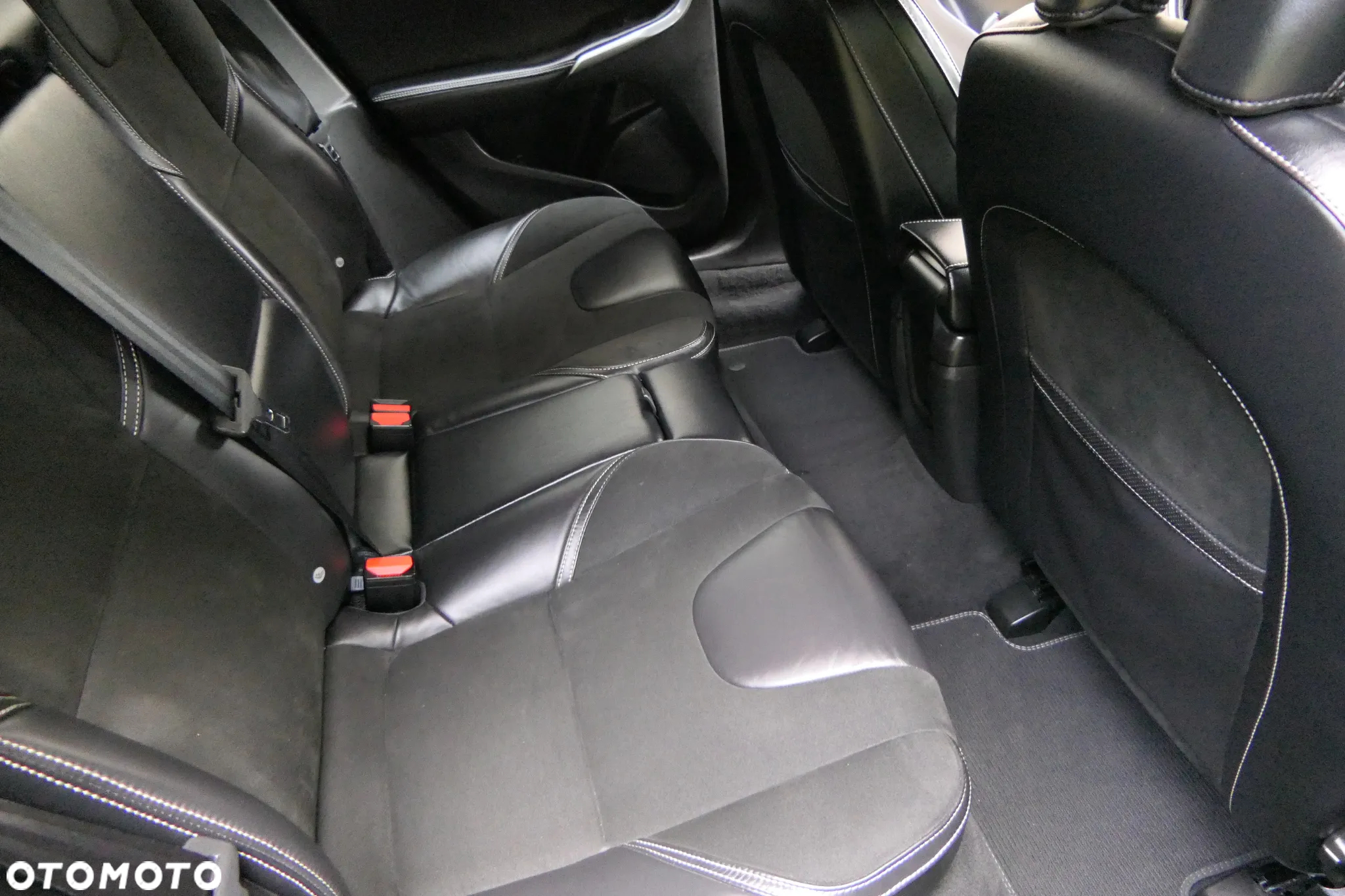 Volvo V40 D3 RDesign - 25