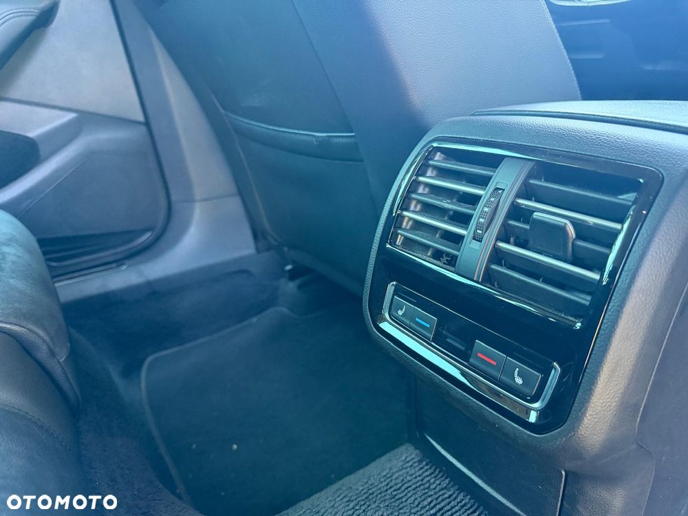 Volkswagen Passat Variant 1.4 TSI BMT ACT Highline DSG - 11
