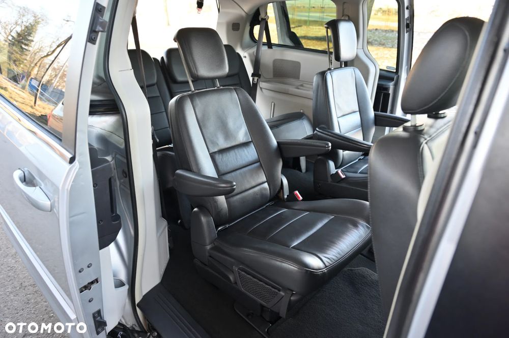 Chrysler Grand Voyager 2.8 CRD Automatik Limited - 25