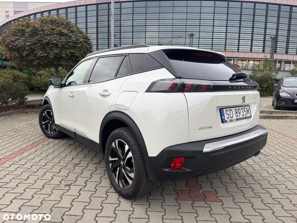 Peugeot 2008 1.5 BlueHDi Allure S&S EAT8 - 3