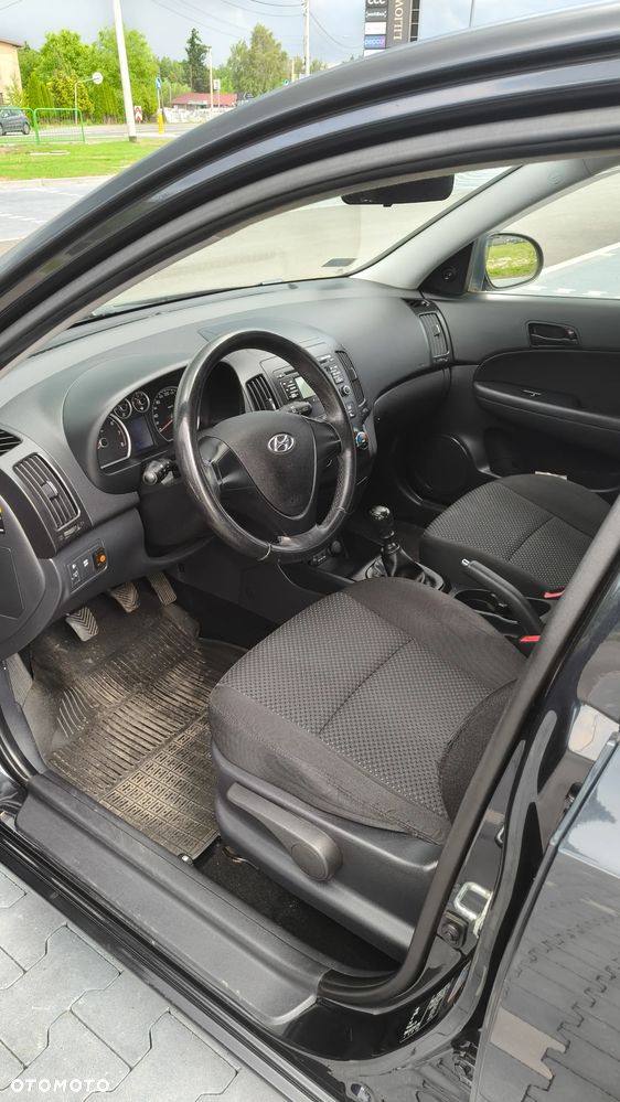 Hyundai i30 1.4 Classic + - 6