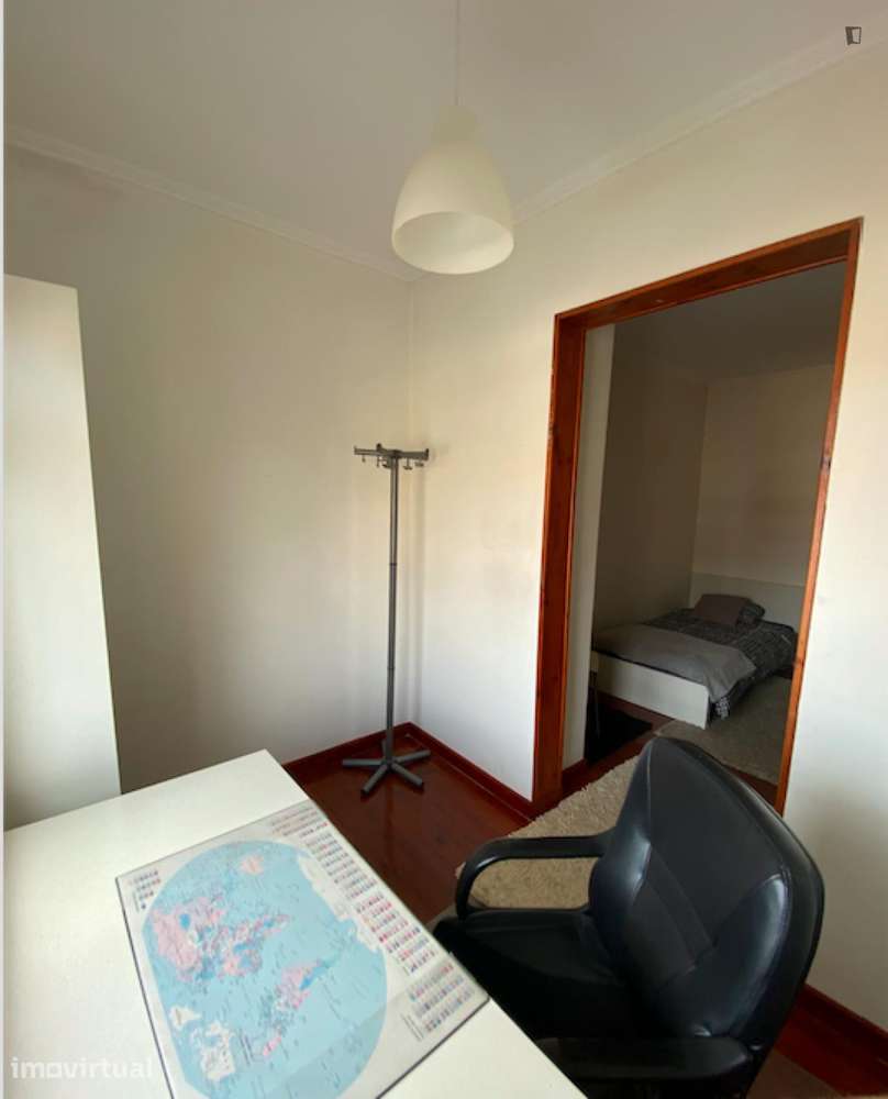 Quarto - localizado em Arroios Lisbon - Grande imagem: 4/9