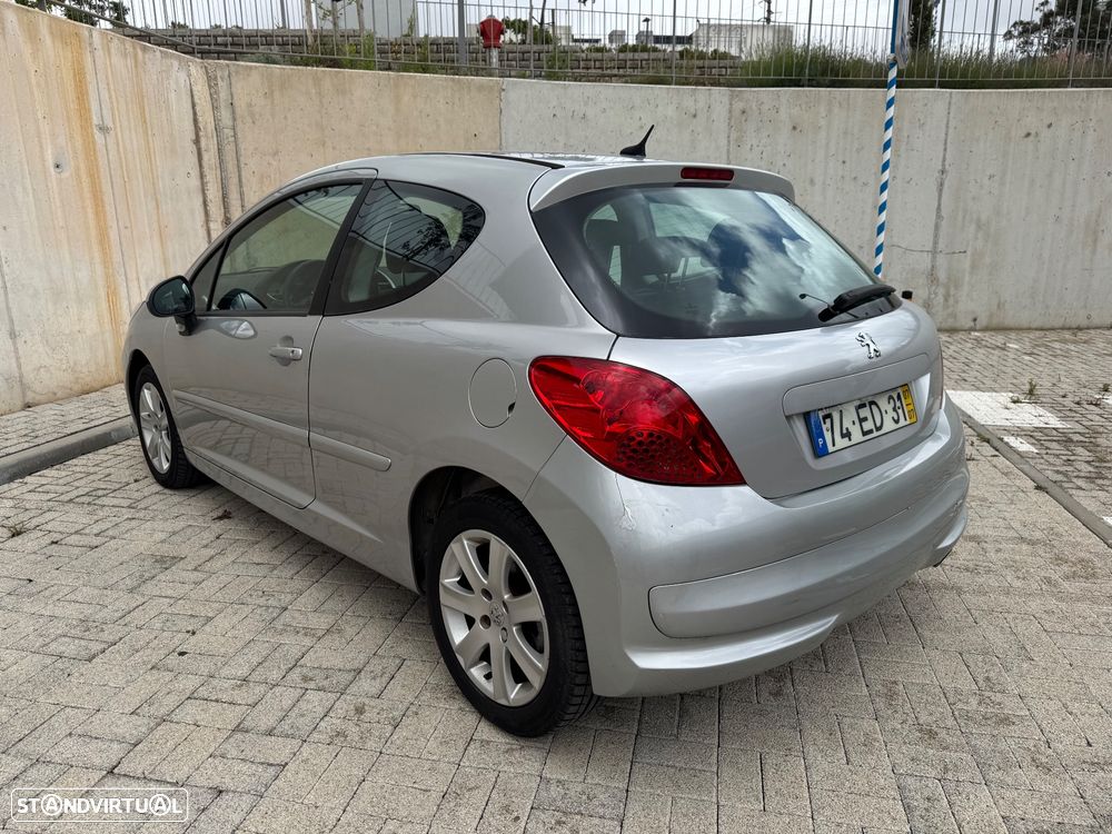 Peugeot 207 1.6 HDi Sport - 6