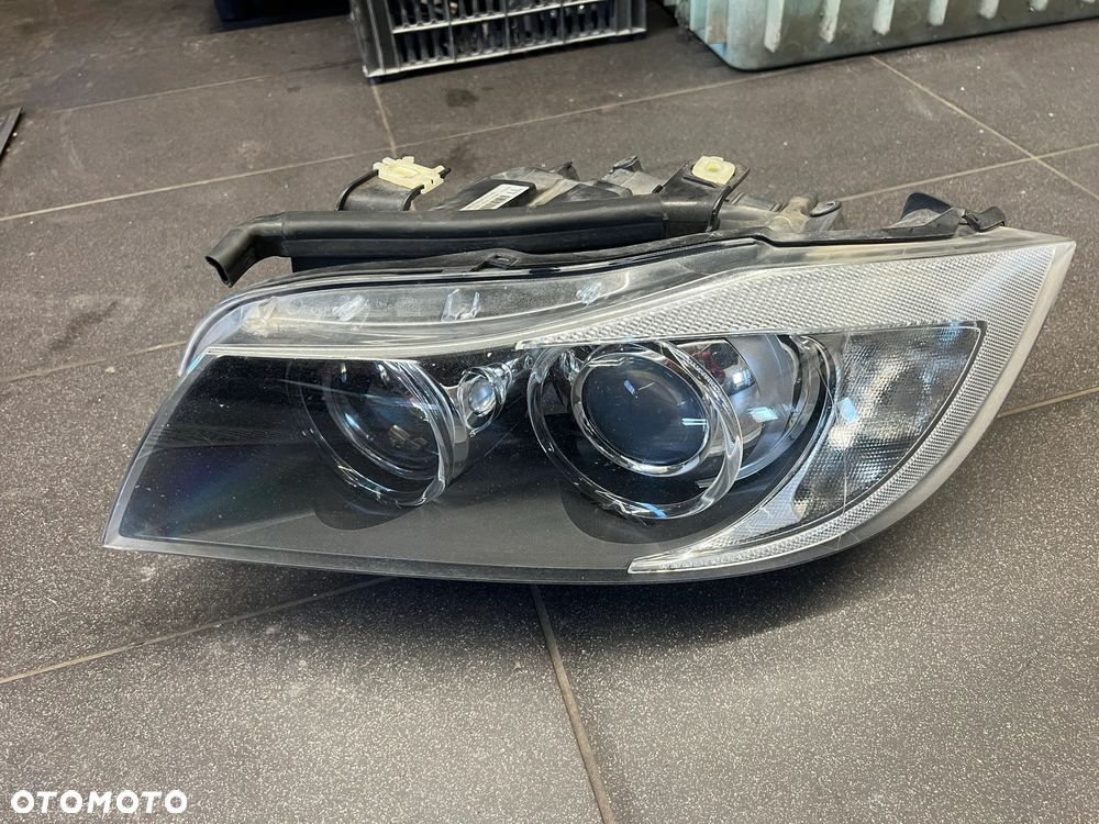 BMW E90 LAMPA LEWA DYNAMIC XENON SKRĘTNA - 1