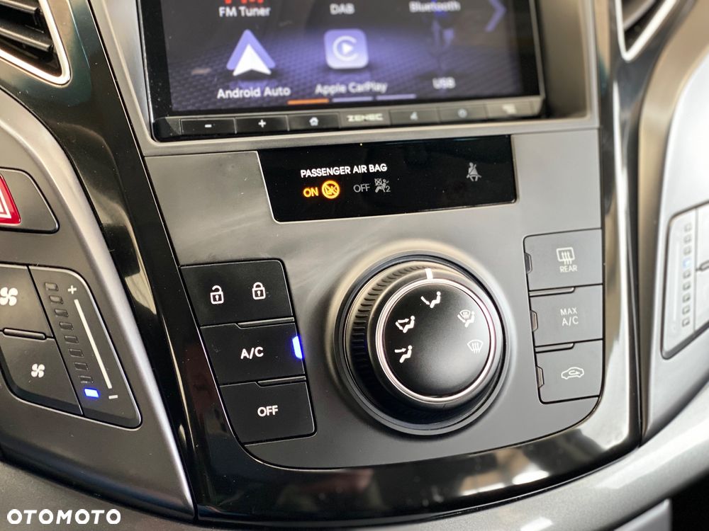 Hyundai i40 Kombi blue 1.6 Trend - 26