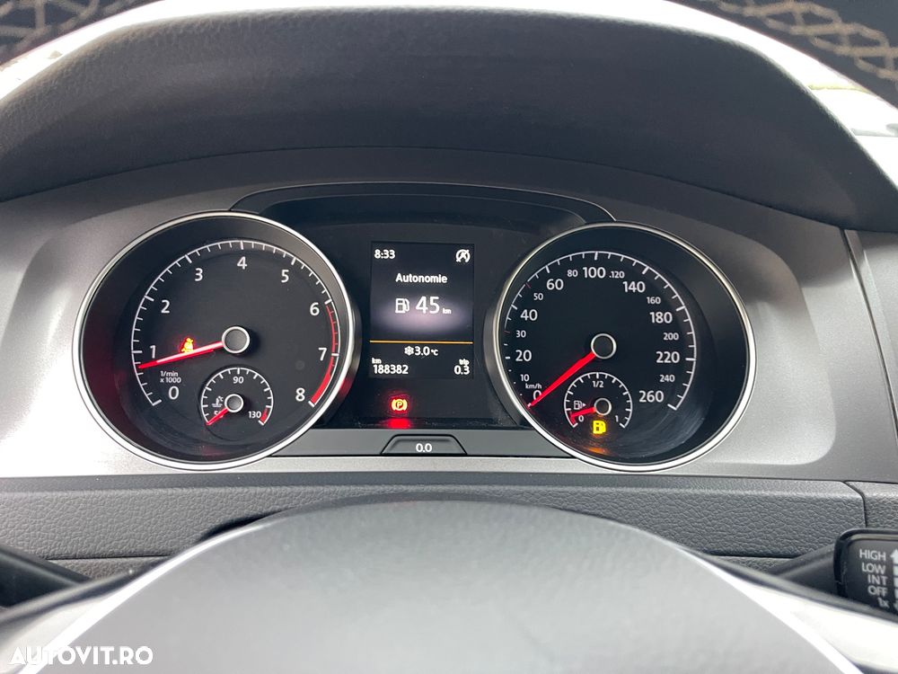 Volkswagen Golf 1.2 TSI BlueMotion Technology Lounge - 38