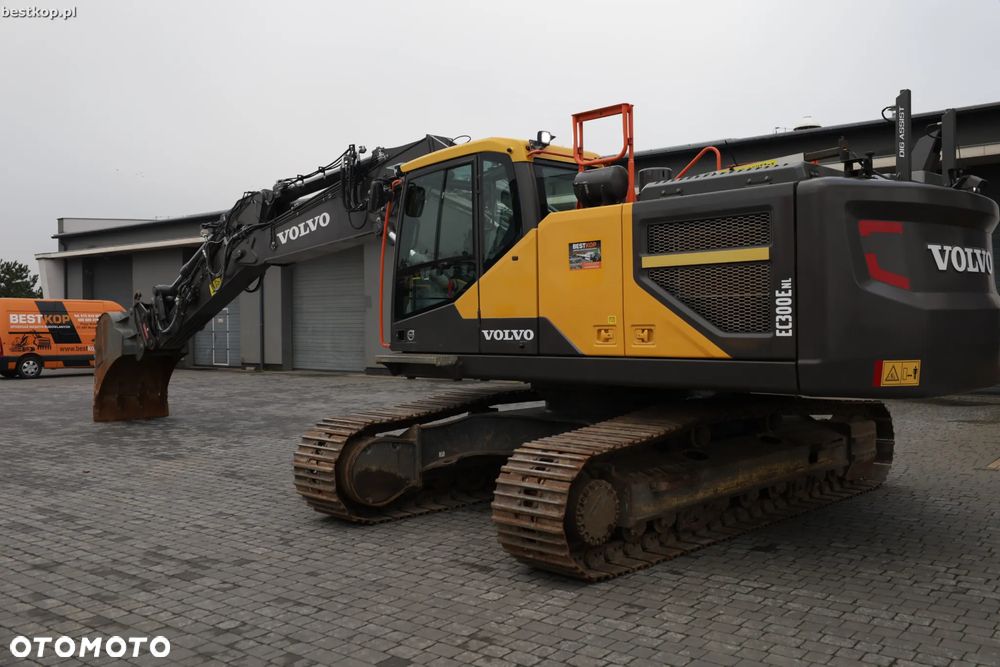 Volvo EC300E NL - 36