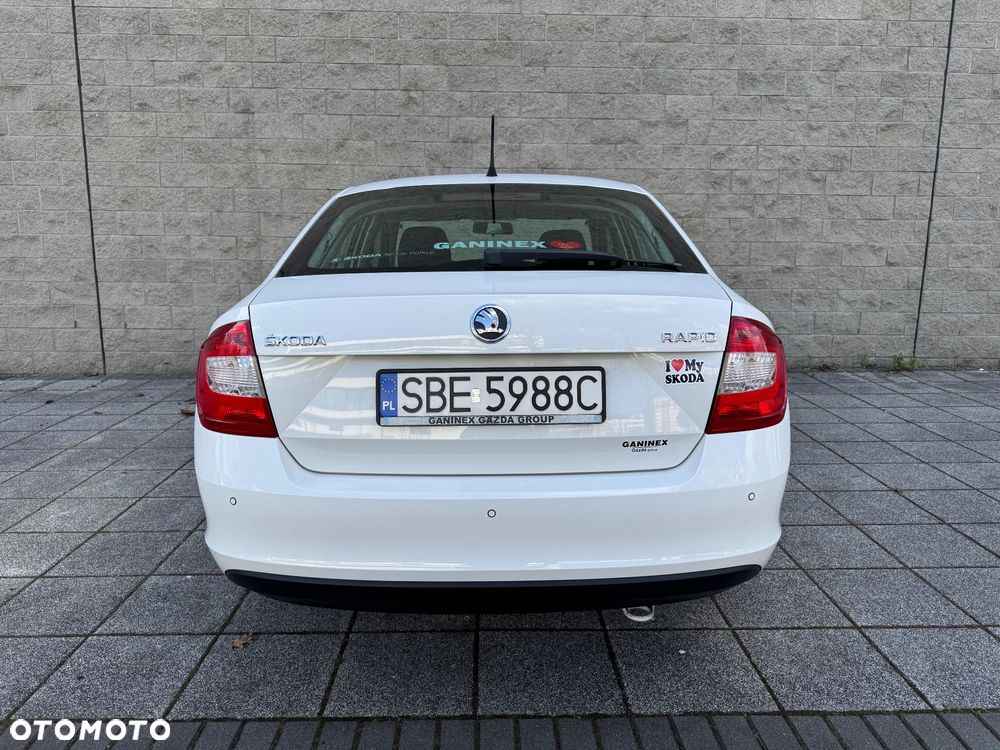 Skoda RAPID 1.2 Active - 8